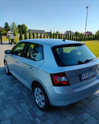 Skoda Fabia cena 34800 przebieg: 163000, rok produkcji 2018 z Mielec małe 172